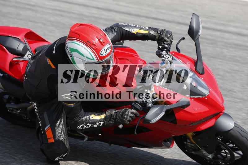 /27 12.06.2025 Ducati Schweiz Trackday Warmup  ADR/gelb-jeaune/ohne